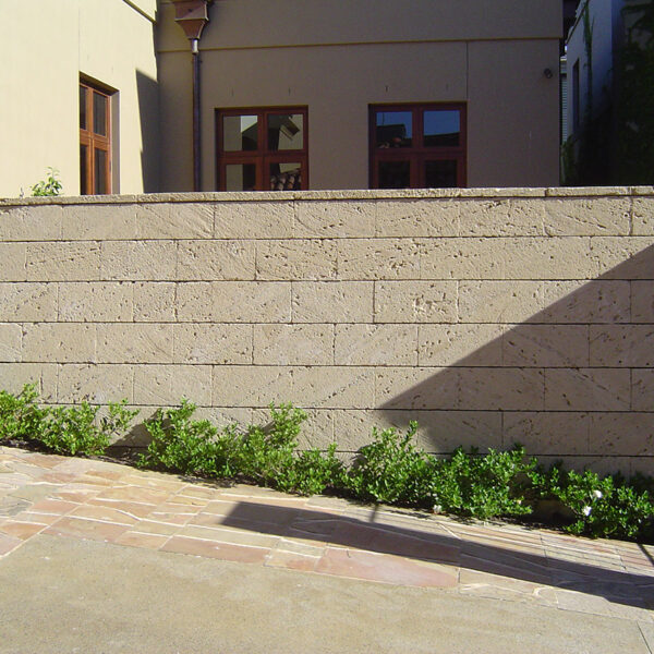 Limestone Block Natural Retaining Wall Block - Diamond Cut